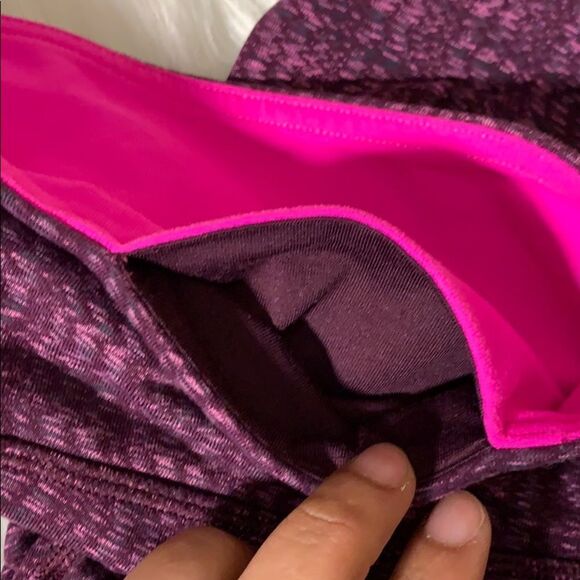 Lululemon Wunder Under Crop in Plum - Picture 5 of 8